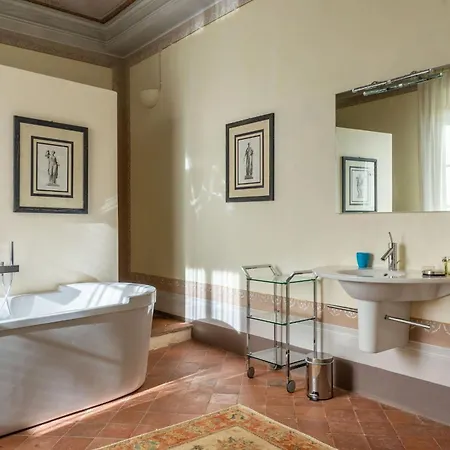 Collini Villa Lucca